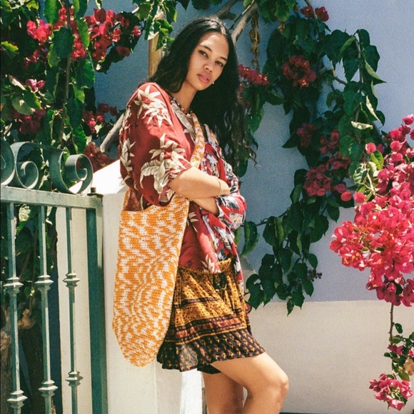 URban Outfitters Raffia Shoulder Bag - yellow & pink - Picture 2 of 5